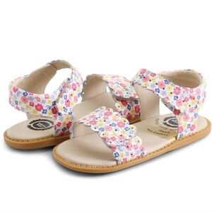 LIVIE & LUCA CLASSIC 'POSEY PETAL' FLORAL LEATHER SANDALS NEW w/BOX